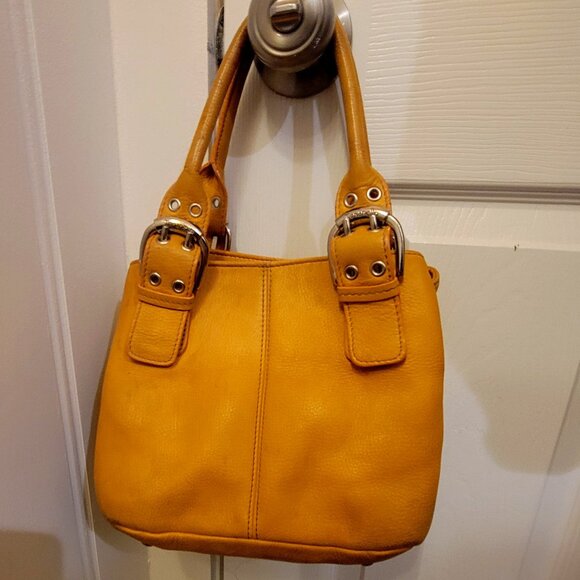 TIGNANELLO BUTTER YELLOW PEBBLED LEATHER HANDBAG PURSE TOTE - Picture 4 of 15
